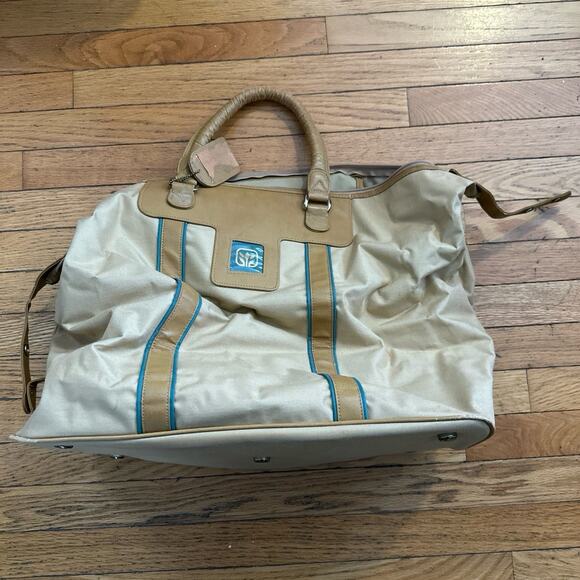 Vintage Over Night Bag Avon Flight Carry On Suitcase Duffle Tote Travel Tan Gree - Picture 1 of 5
